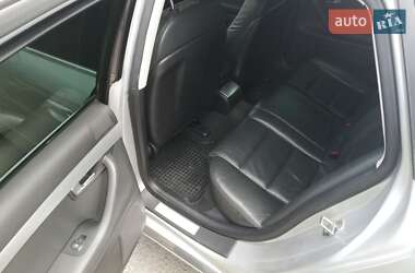 Седан Audi A4 2005 в Рени
