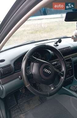 Audi A4  1998