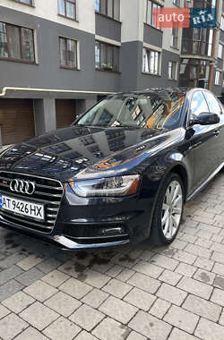 Audi A4  2014