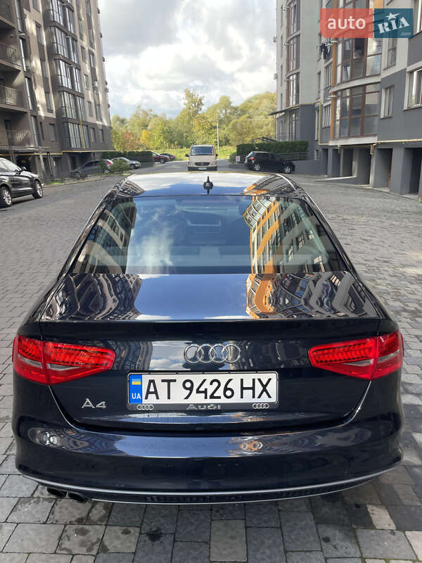 Седан Audi A4 2014 в Ивано-Франковске