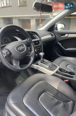 Седан Audi A4 2014 в Ивано-Франковске