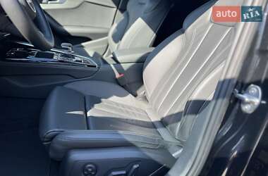 Седан Audi A4 2022 в Киеве