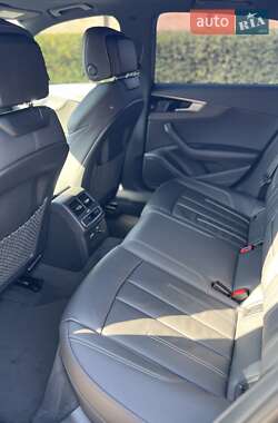Седан Audi A4 2022 в Киеве