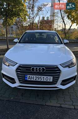 Audi A4  2016