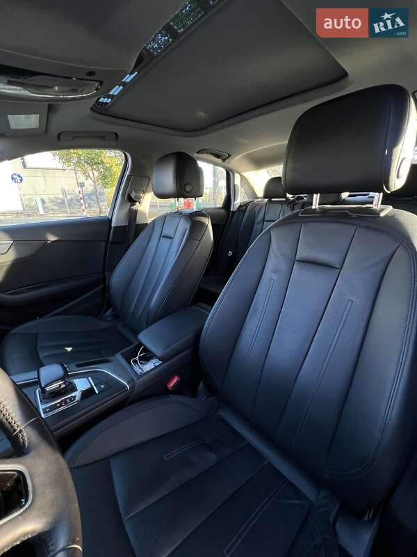 Седан Audi A4 2016 в Києві