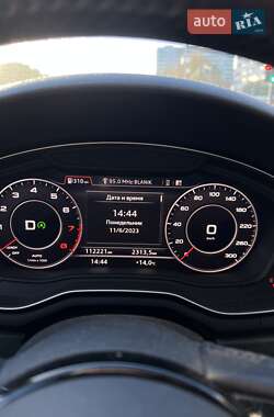 Седан Audi A4 2016 в Києві