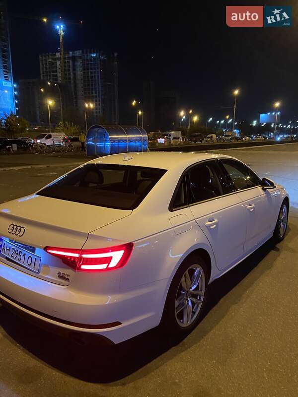 Седан Audi A4 2016 в Києві
