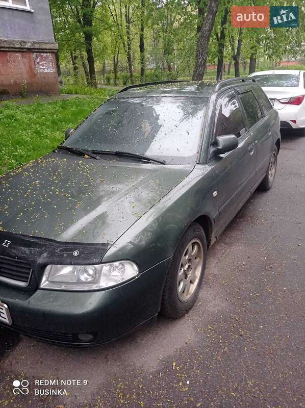 Универсал Audi A4 2000 в Киеве