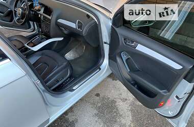 Седан Audi A4 2011 в Днепре