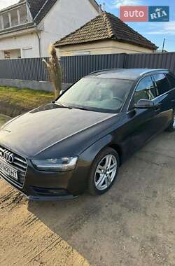 Audi A4  2012
