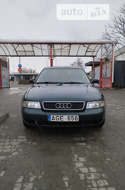 Audi A4  1998