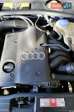 Audi A4  1999