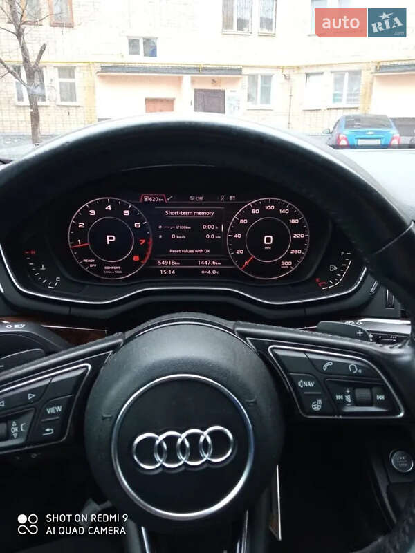 Седан Audi A4 2016 в Киеве