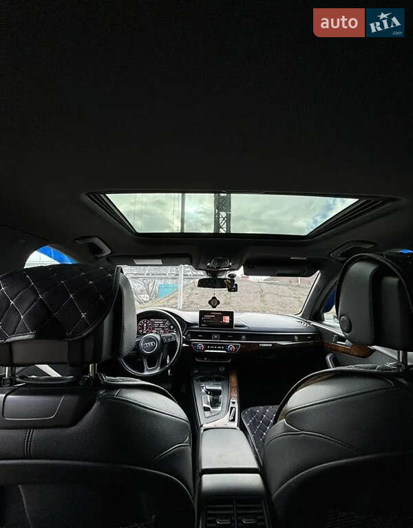 Седан Audi A4 2016 в Киеве