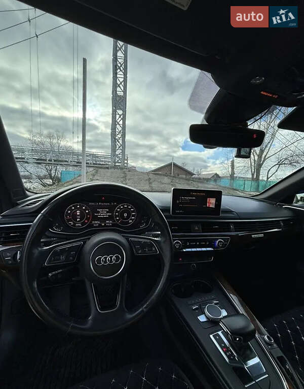 Седан Audi A4 2016 в Киеве