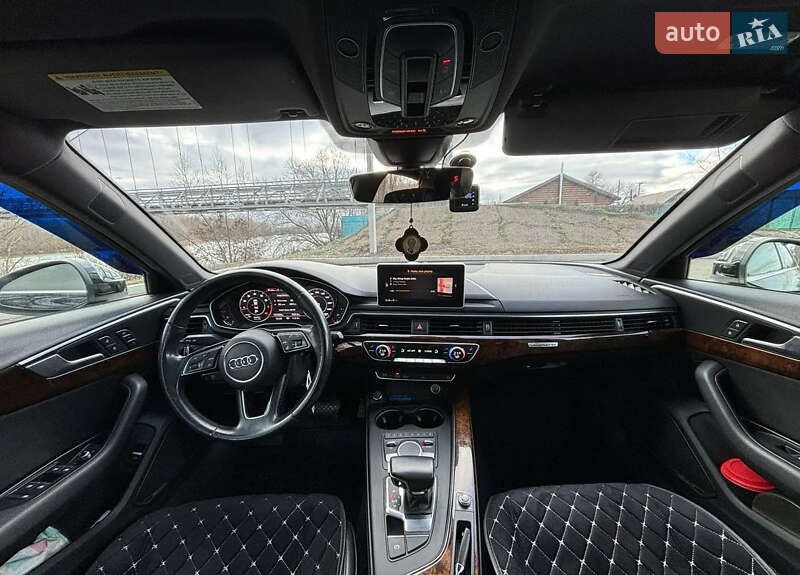 Седан Audi A4 2016 в Киеве