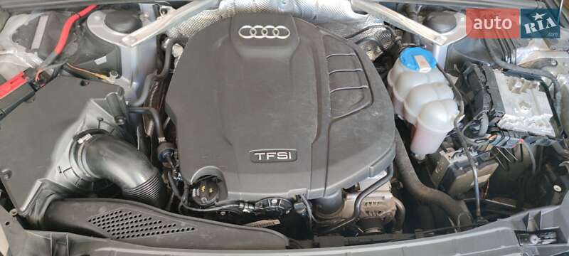 Седан Audi A4 2016 в Львові