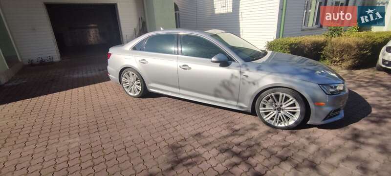 Седан Audi A4 2016 в Львові