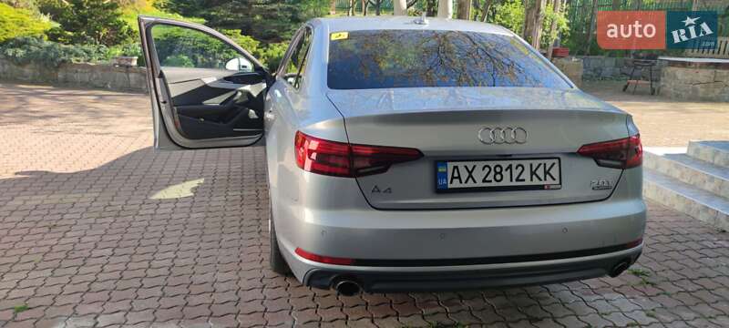 Седан Audi A4 2016 в Львові