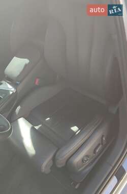 Седан Audi A4 2016 в Львові