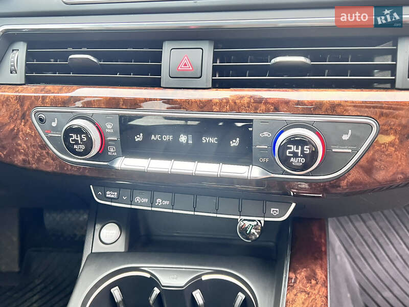 Седан Audi A4 2016 в Черкассах