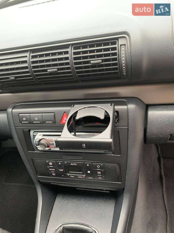 Седан Audi A4 1999 в Луцьку