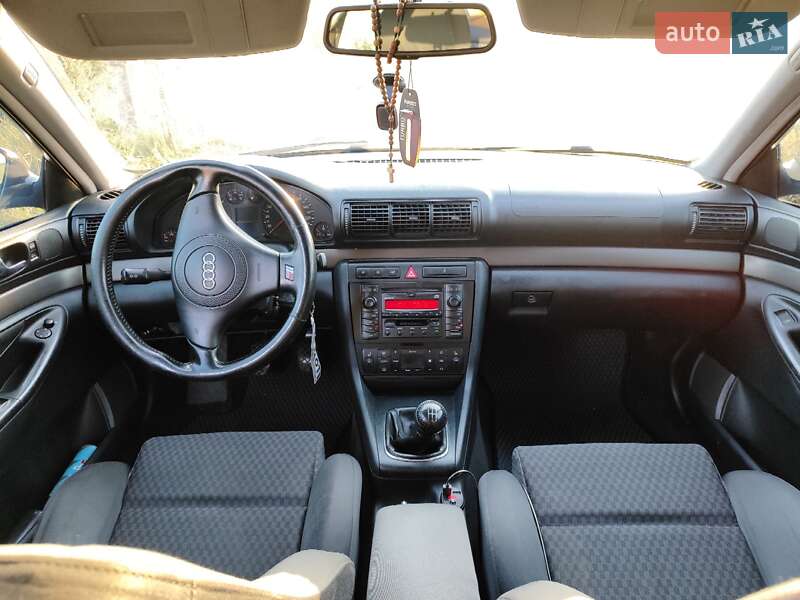 Універсал Audi A4 2000 в Городенці