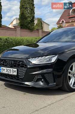 Седан Audi A4 2022 в Киеве