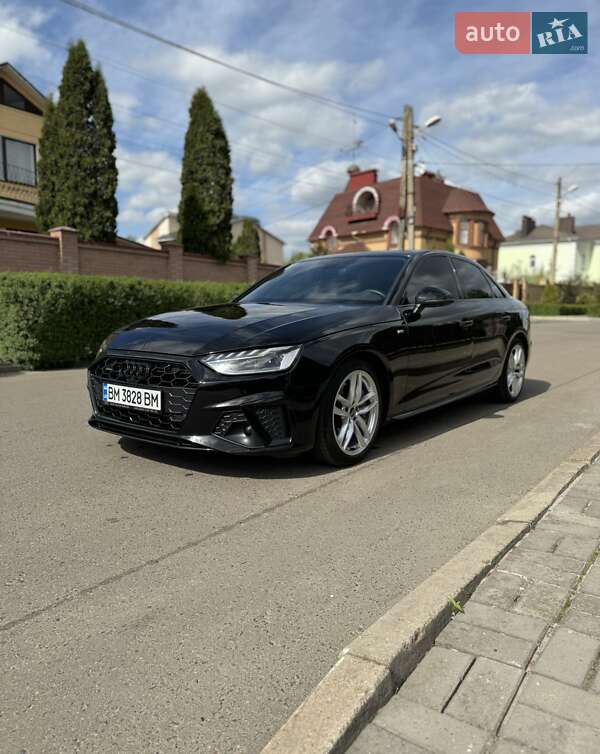 Седан Audi A4 2022 в Киеве