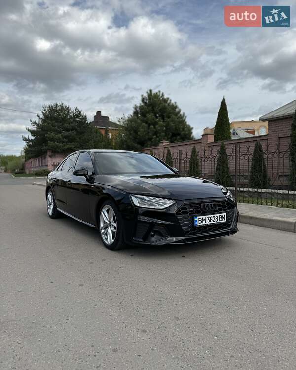 Седан Audi A4 2022 в Киеве