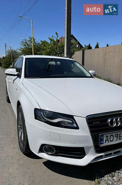 Audi A4  2011