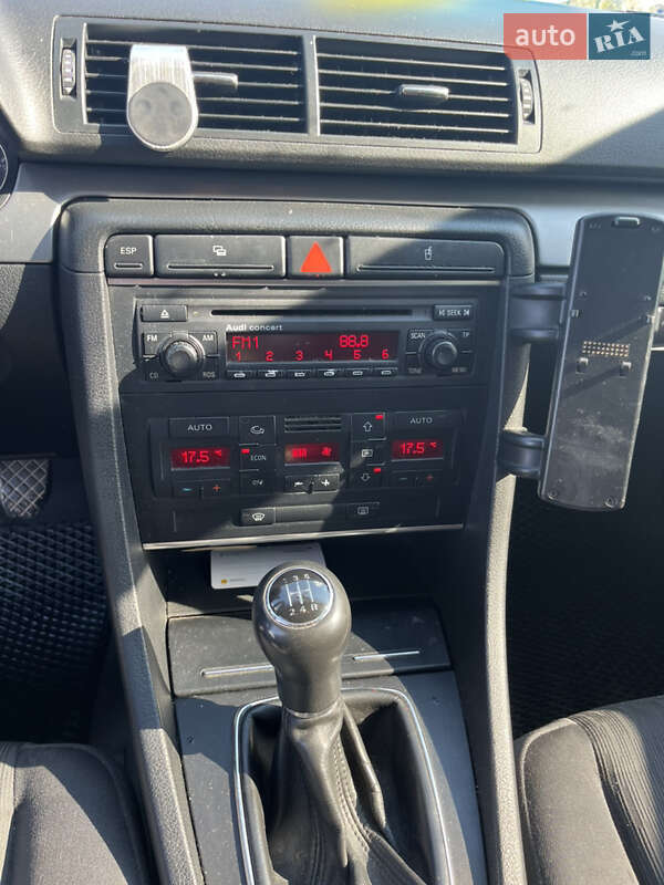 Универсал Audi A4 2005 в Нововолынске