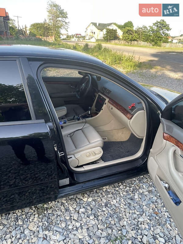 Седан Audi A4 2002 в Надвірній