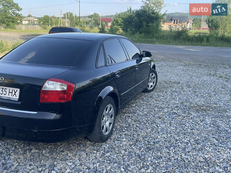 Седан Audi A4 2002 в Надвірній