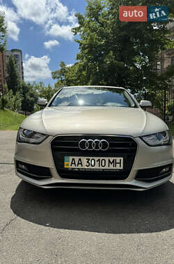 Audi A4  2012