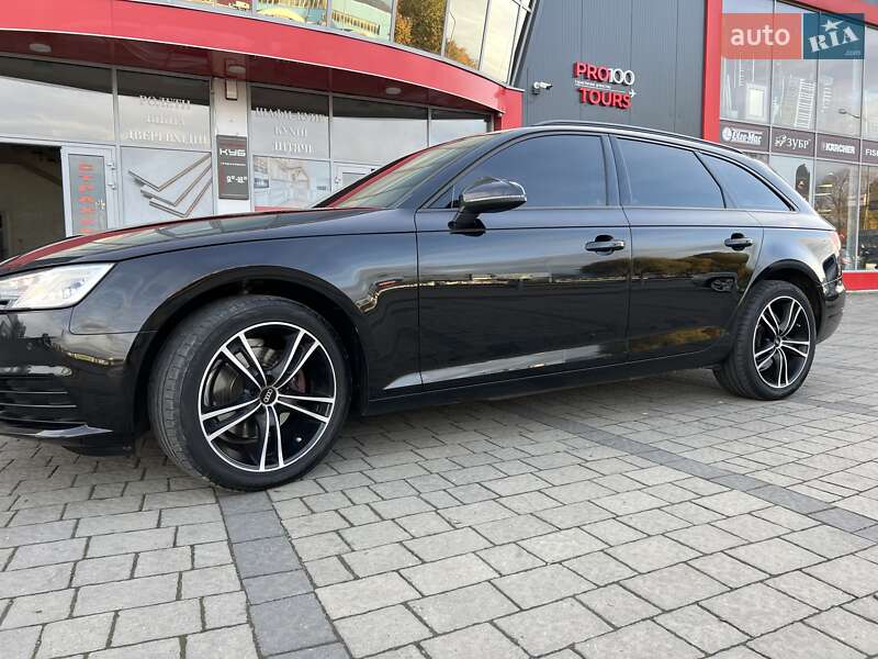 Универсал Audi A4 2017 в Мукачево