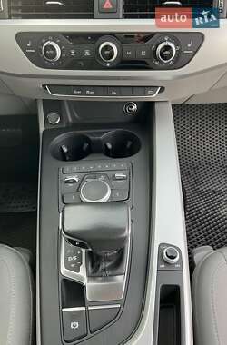 Универсал Audi A4 2017 в Мукачево