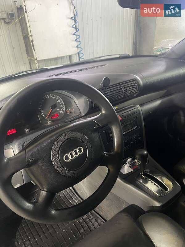 Універсал Audi A4 1999 в Києві