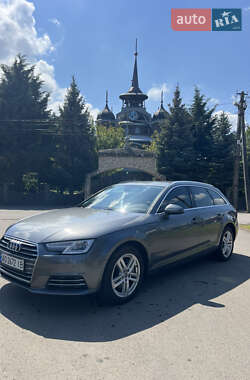 Audi A4  2016