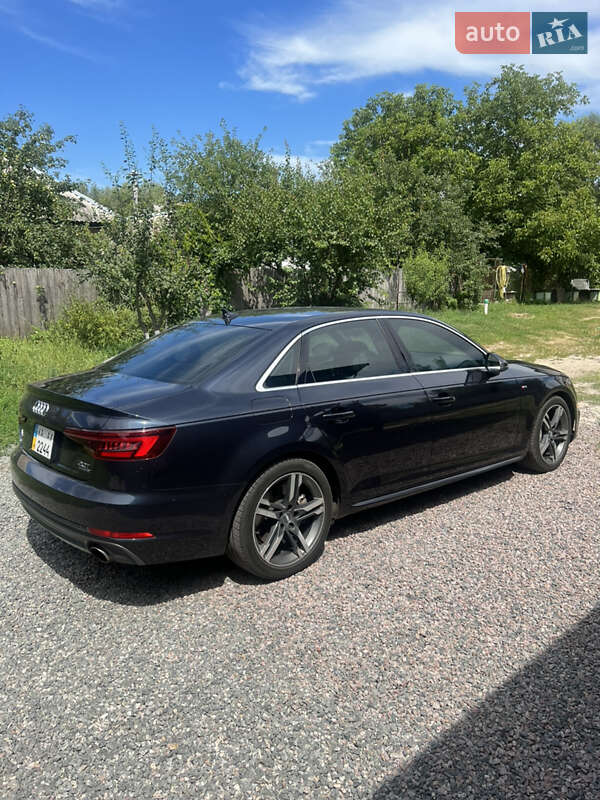 Седан Audi A4 2018 в Києві