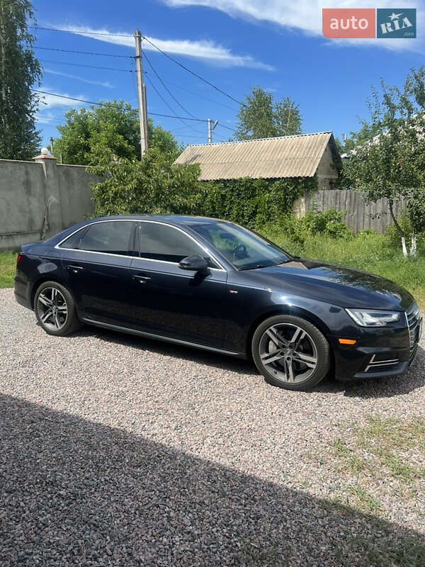 Седан Audi A4 2018 в Києві