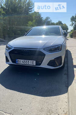 Audi A4  2022