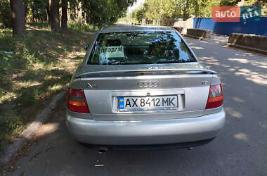 Седан Audi A4 1995 в Андреевке