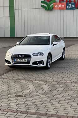 Audi A4  2019