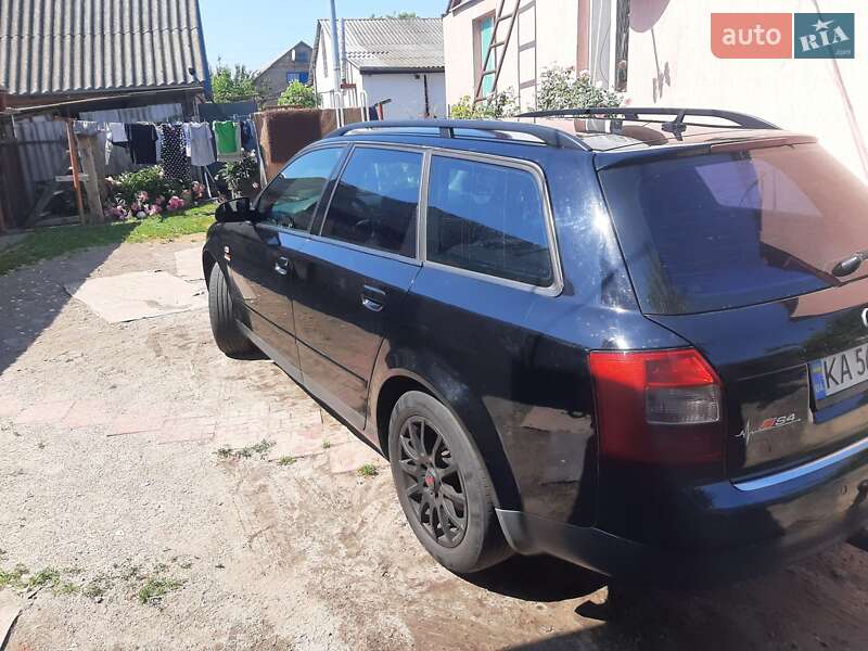 Універсал Audi A4 2002 в Миргороді
