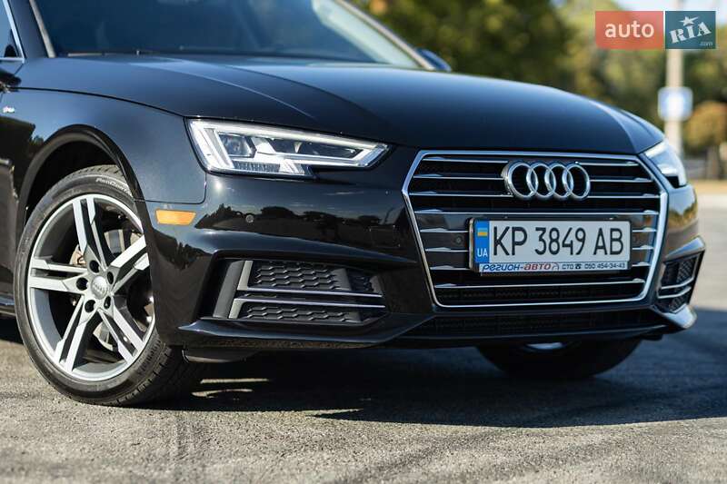 Седан Audi A4 2017 в Запоріжжі
