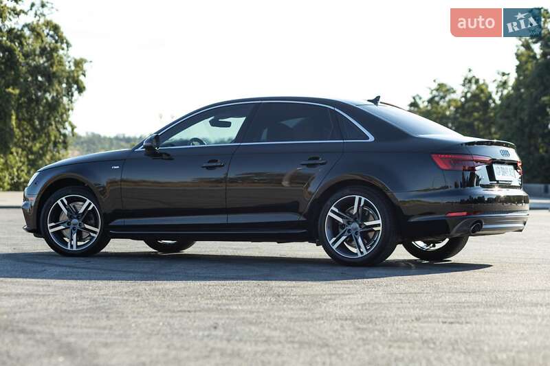 Седан Audi A4 2017 в Запоріжжі