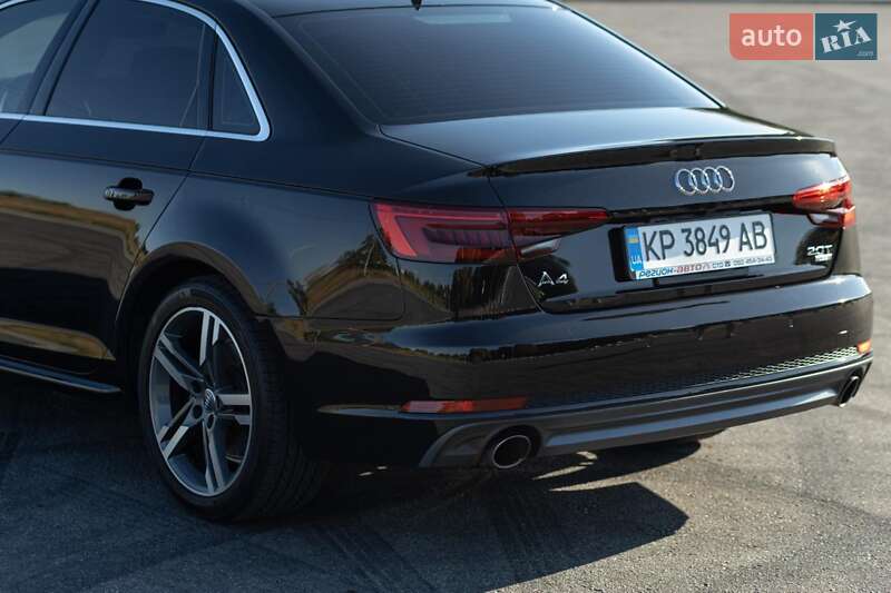 Седан Audi A4 2017 в Запоріжжі