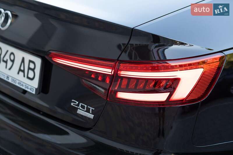 Седан Audi A4 2017 в Запоріжжі
