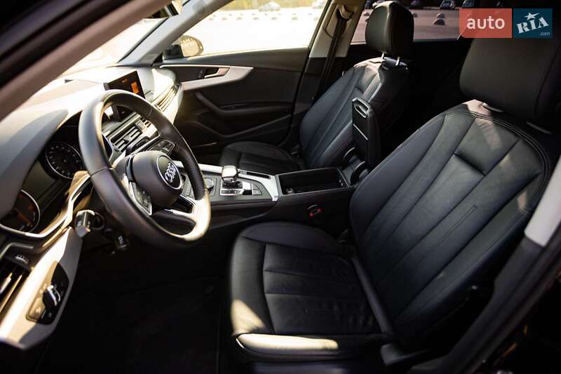 Седан Audi A4 2017 в Запоріжжі
